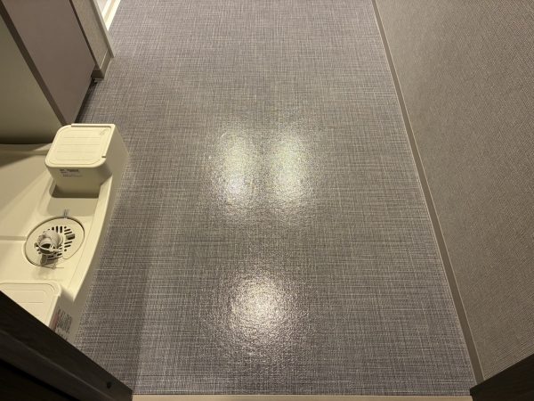 東京都青海市 アクアフロアコート
施工後 洗面台