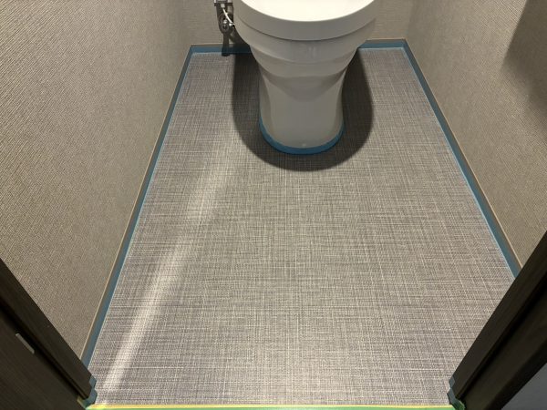 東京都青海市 アクアフロアコート
施工前 トイレ