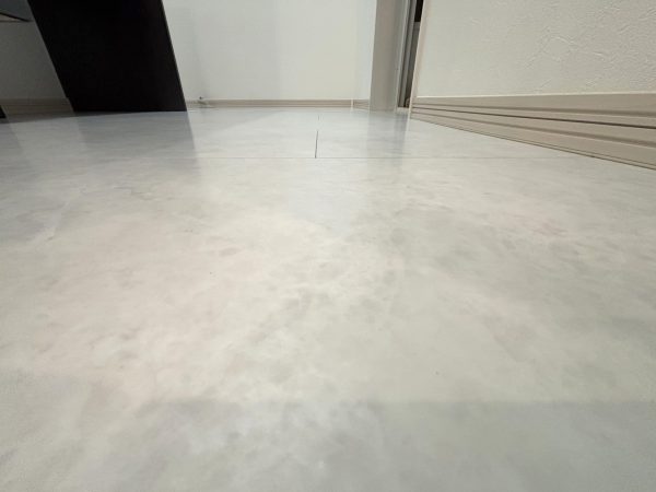 埼玉県さいたま市岩槻区　フロアコーティング 施工前の様子