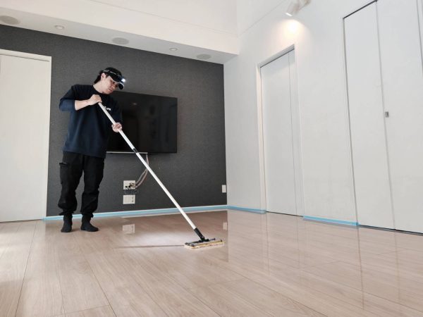 茨城県守谷市 フロアコーティング 施工中の様子