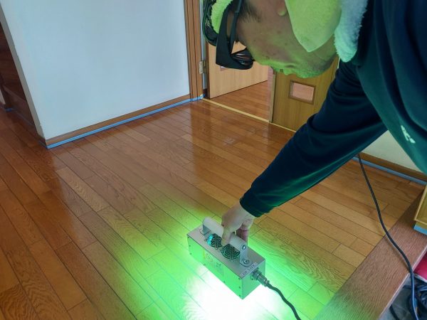 埼玉県児玉郡 フロアコーティング 施工中の様子
