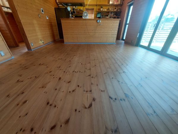 東京都八王子市 フロアコーティング 施工前の様子　無垢材