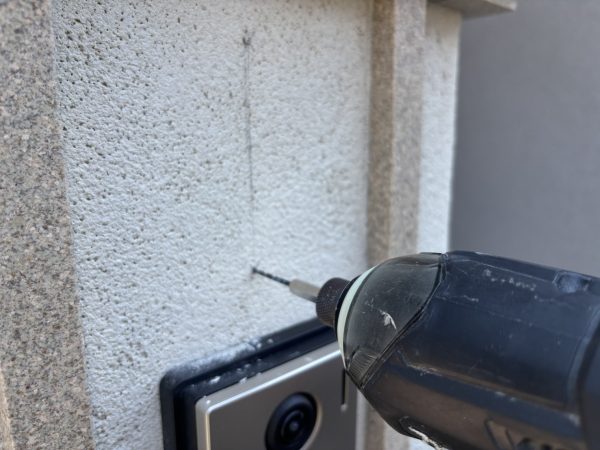 千葉県千葉市美浜区 フロアコーティング 施工中の様子