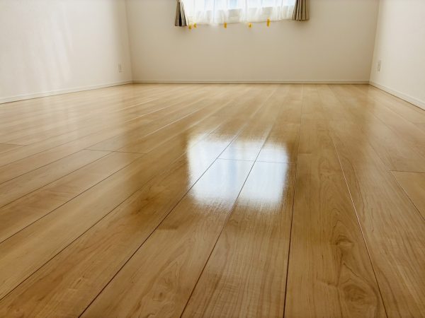 新潟県新潟市北区 フロアコーティング 施工後 ガラスUVコーティング