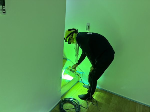 千葉県浦安市 フロアコーティング 施工中の様子