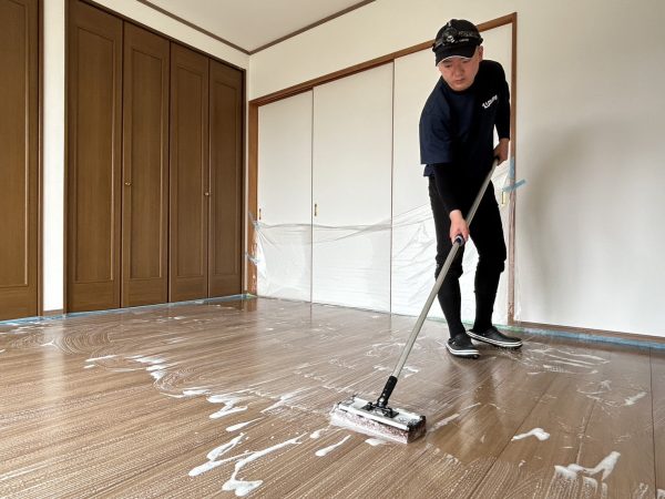 宮城県仙台市宮城野区 フロアコーティング 剥離作業