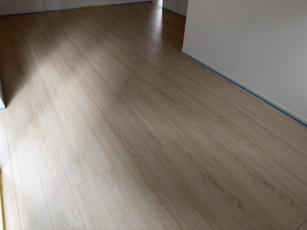 新潟県新潟市江南区 フロアコーティング 施工前の様子