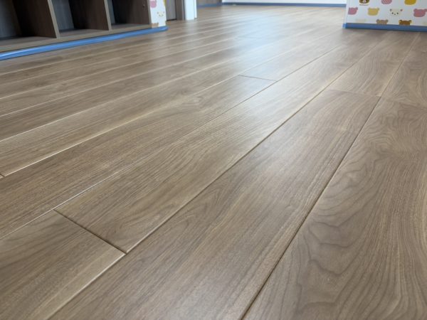 新潟県新潟市中央区 フロアコーティング 施工前の様子
