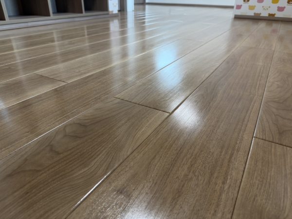 新潟県新潟市中央区 フロアコーティング 施工後 ガラスUVコーティング