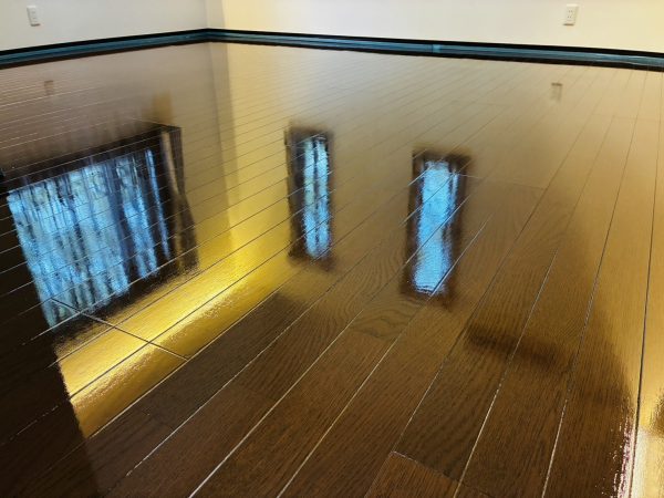 福島県別荘地 フロアコーティング 施工後 わんスマイルコート