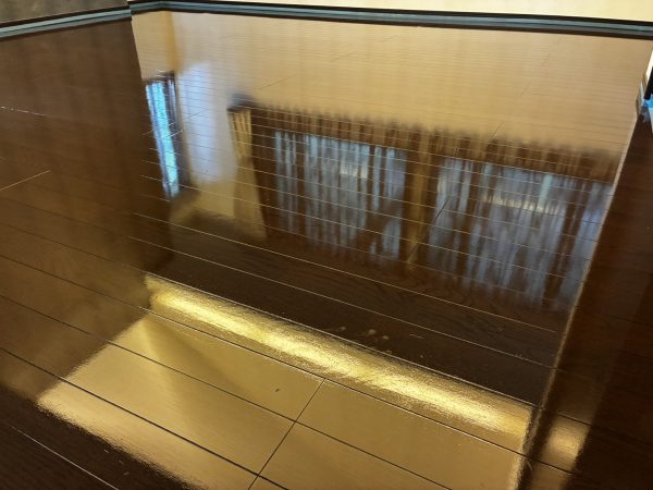 福島県別荘地 フロアコーティング 施工後 わんスマイルコート