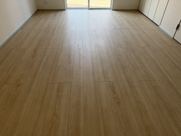 新潟県新潟市西区　フロアコーティング 施工前の様子