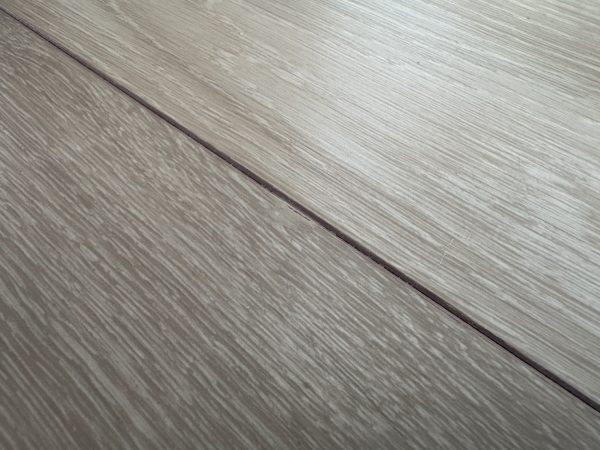 千葉県柏市 フロアコーティング キズ補修