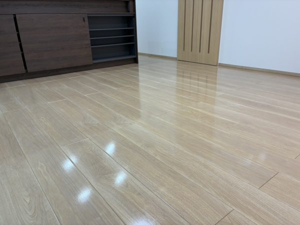 東京都府中市 フロアコーティング 施工後 わんスマイルコート