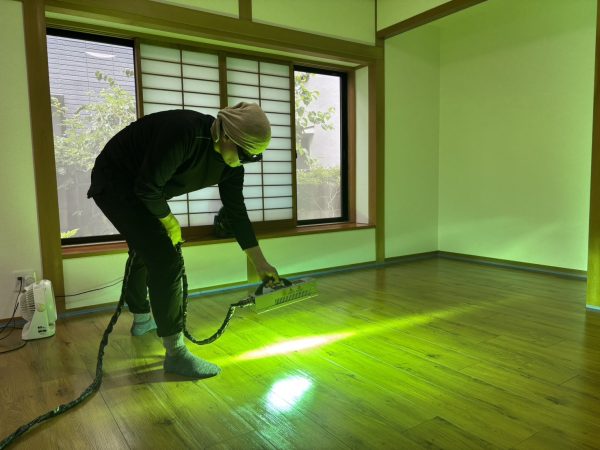 千葉県市川市フロアコーティング 施工中の様子