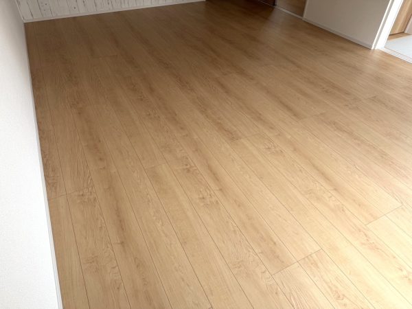 福島県伊達市 フロアコーティング 施工前の様子