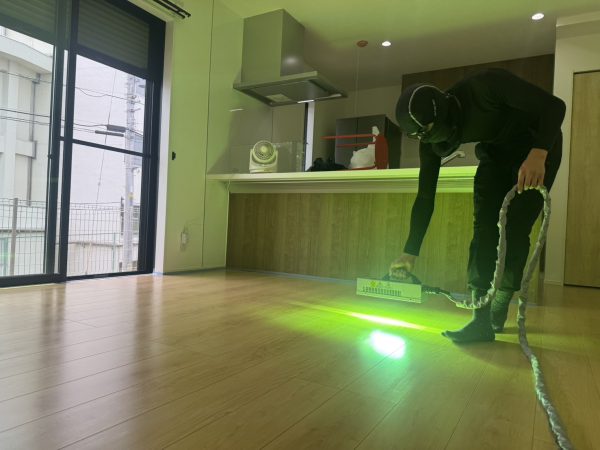 東京都町田市 フロアコーティング 施工中の様子
