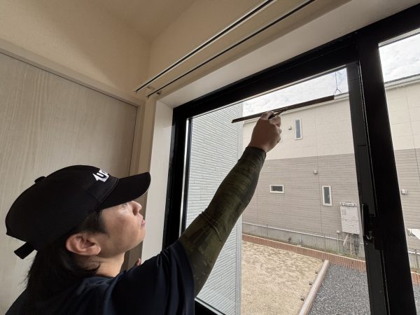 茨城県土浦市フロアコーティング 施工前 オプション工事 防犯フィルム
