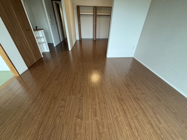 埼玉県川口市 フロアコーティング 施工前の様子
