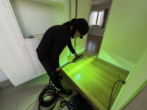 埼玉県加須市 フロアコーティング 施工中の様子