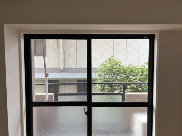 東京都江戸川区 オプション工事
カーテンレール 取付前