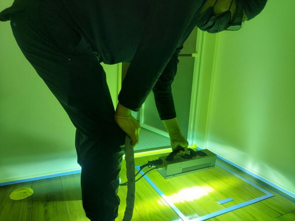 東京都江戸川区フロアコーティング 施工中の様子