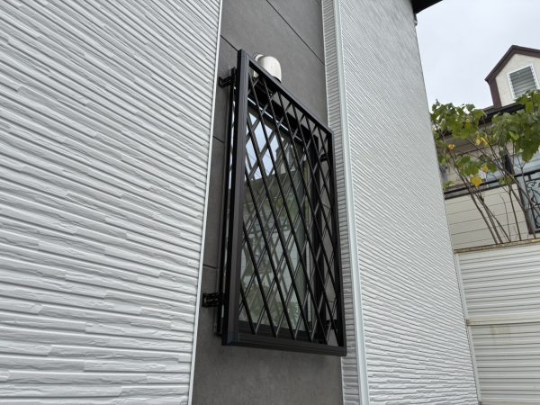 千葉県流山市　オプション工事　クロス面格子　取付後