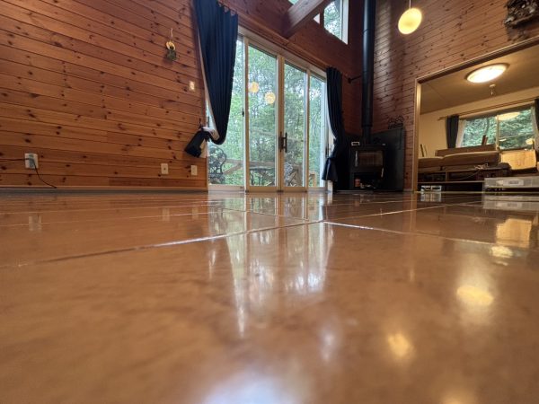 群馬県吾妻郡嬬恋村 フロアコーティング 施工前の様子