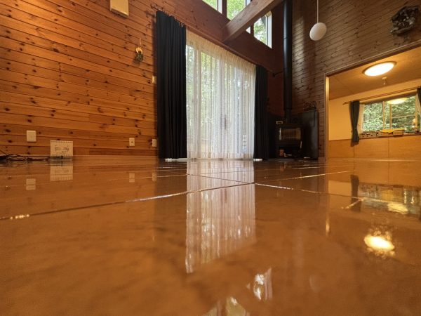 群馬県吾妻郡嬬恋村 フロアコーティング 施工後 わんスマイルコート