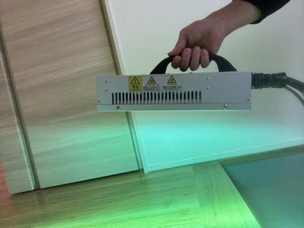 東京都西東京市 フロアコーティング 施工中の様子
