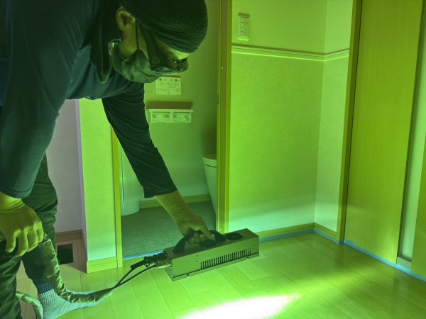 東京都西東京市 フロアコーティング 施工中の様子