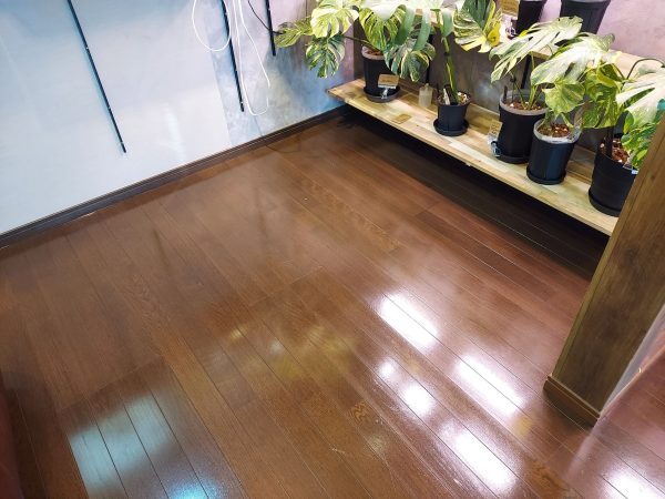 群馬県太田市 フロアコーティング 施工後 わんスマイルコートplus マット仕上り