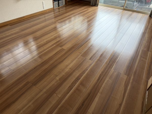 栃木県那須塩原市 フロアコーティング 施工後 わんスマイルコートplus マット仕上り