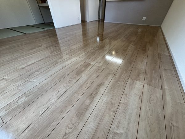 埼玉県さいたま市岩槻区 フロアコーティング 施工後 わんスマイルコート